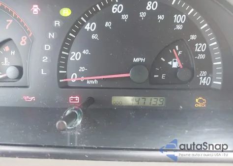 2004 Toyota Camry Le z USA, uszkodzony, nr VIN 4T1BE32K74U269472